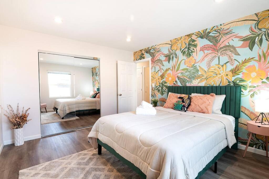 Beautiful 3 Bed 1 Bath Designer Home + Hot Tub Los Angeles Extérieur photo