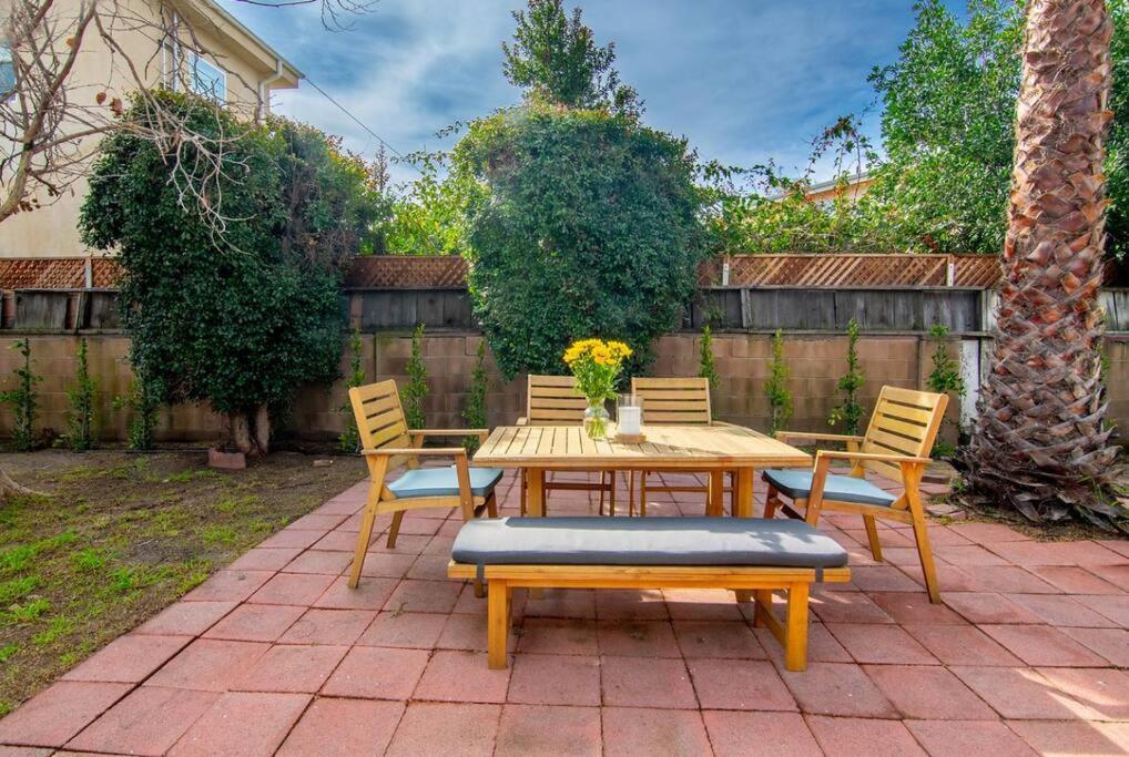 Beautiful 3 Bed 1 Bath Designer Home + Hot Tub Los Angeles Extérieur photo